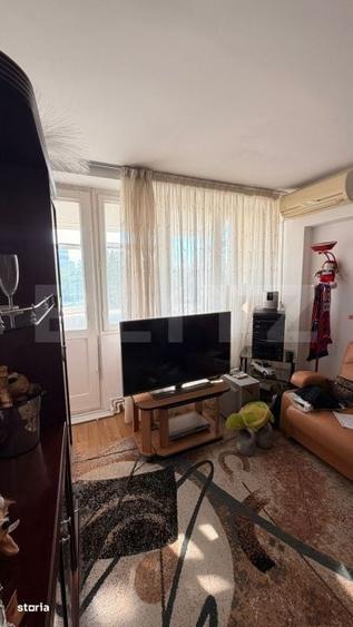 Apartament cu 2 camere semidecomandat în Siret