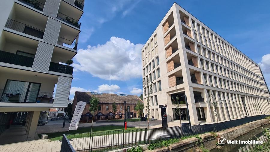 Apartament cu 2 camere decomandat, mobilat în Central