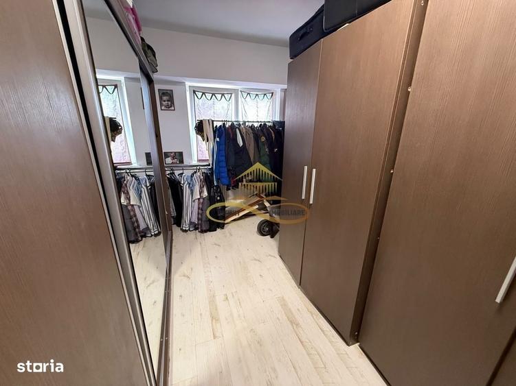 Apartament cu 4 camere decomandat în 9 Mai