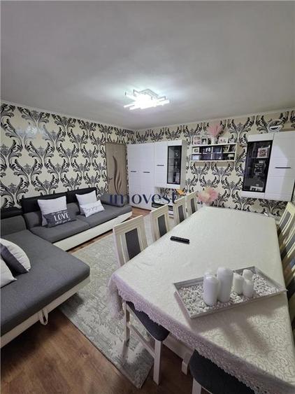 Apartament cu 2 camere semidecomandat în Micro 16