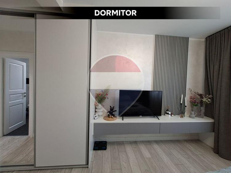 Apartament cu 3 camere decomandat, mobilat în Orașul Vechi