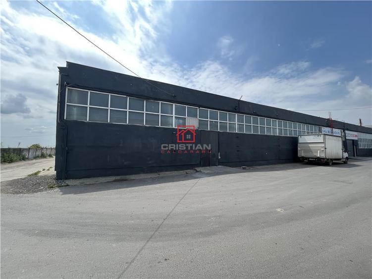 Spațiu comercial, de 1,300 mp, în Central