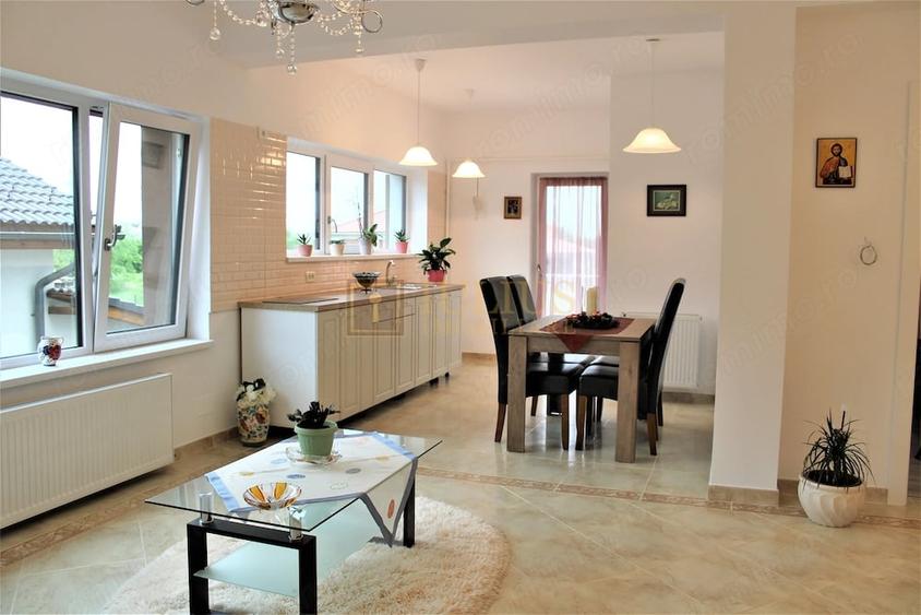 Casă cu 3 camere cu Teren 100 Mp în Torontalului
