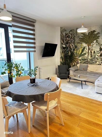 Apartament cu 3 camere, mobilat în Central