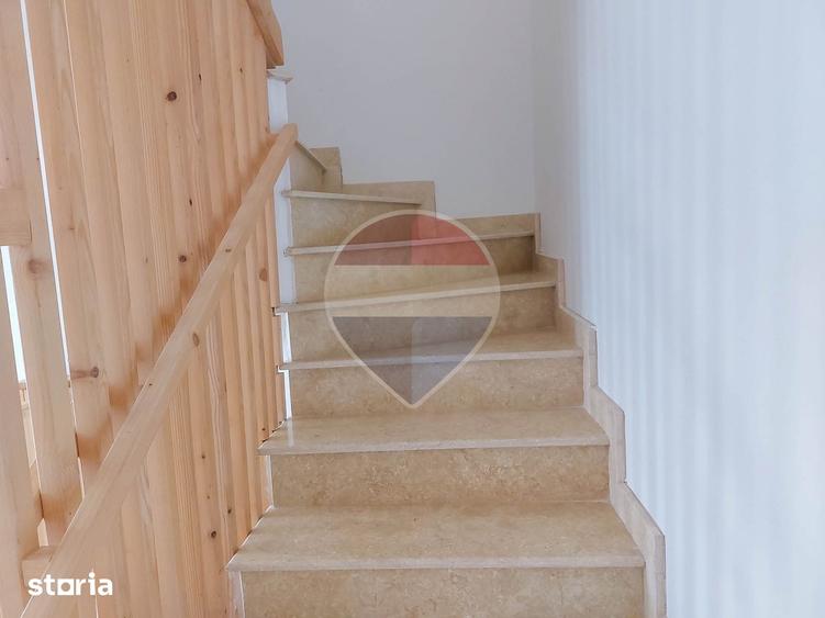 Apartament cu 4 camere în Tunari