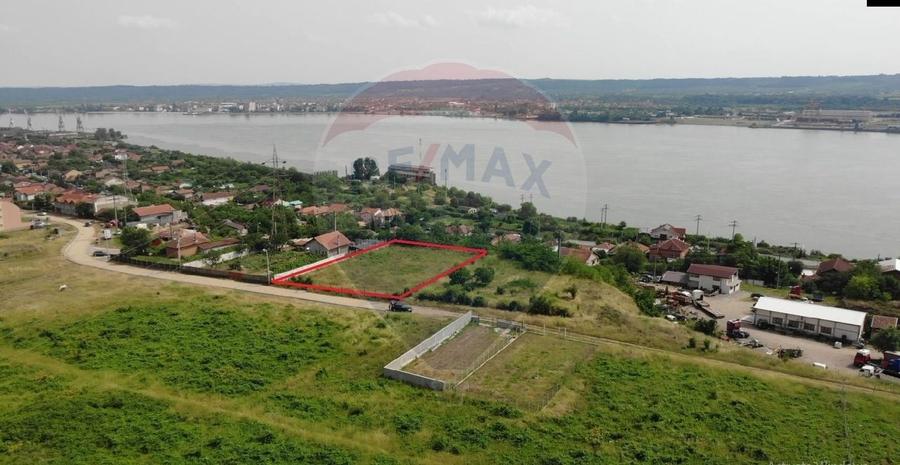 Teren Construcții intravilan de 1766 mp, în Schela Cladovei