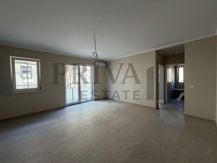 Apartament cu 2 camere decomandat în Giroc