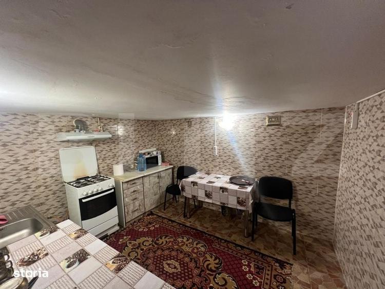 Casă cu 4 camere cu Teren 2000 Mp în Rovine