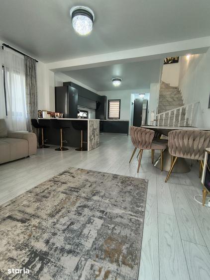 Casă cu 3 camere cu Teren 180 Mp în Berceni