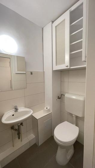 Apartament cu 3 camere decomandat în Intim