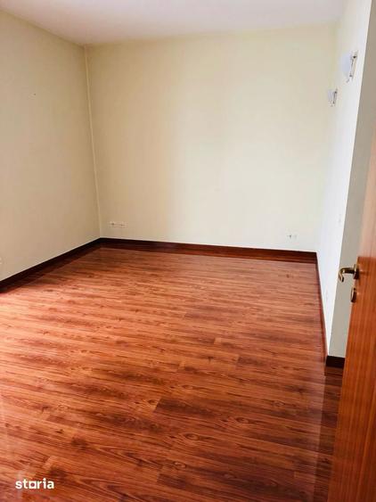 Apartament cu 3 camere în Primăverii