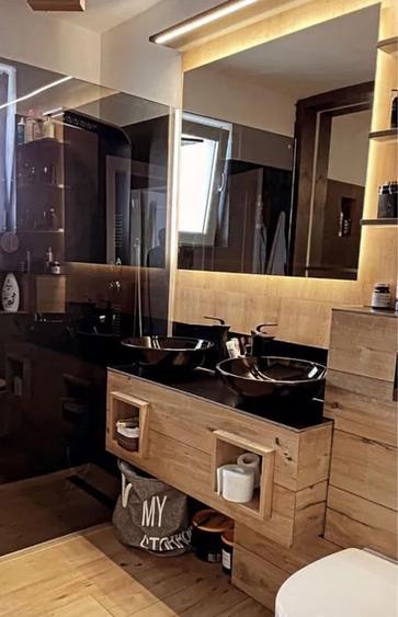Apartament cu 2 camere semidecomandat în Florești