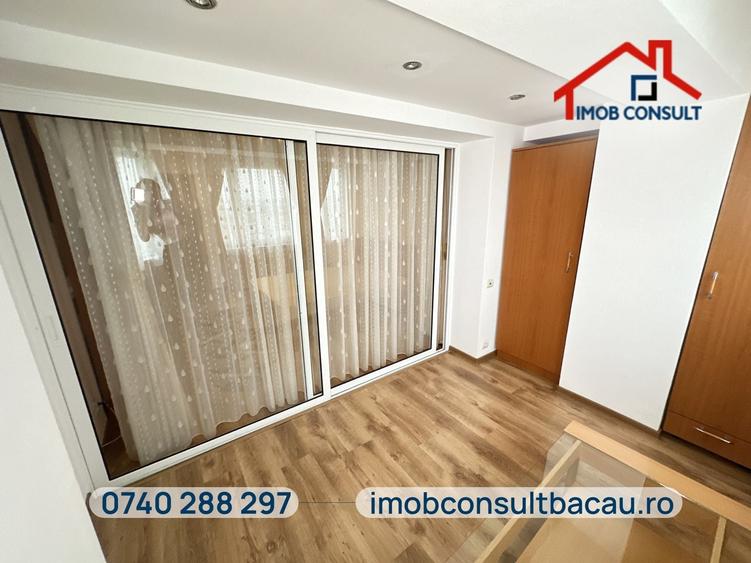 Apartament cu 3 camere decomandat în Ștefan cel Mare
