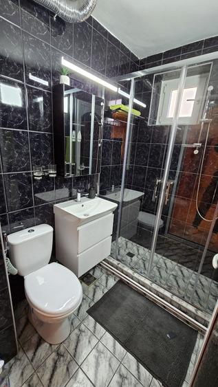 Apartament cu 2 camere nedecomandat în Central