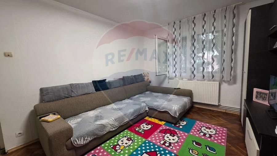Apartament cu 2 camere semidecomandat în Central