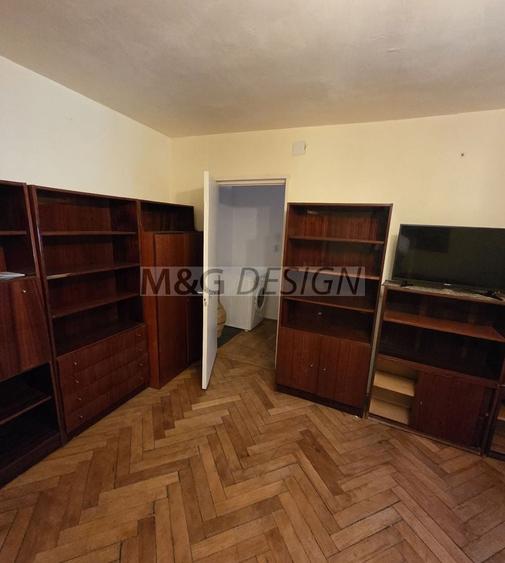 Apartament cu 2 camere semidecomandat în Girocului