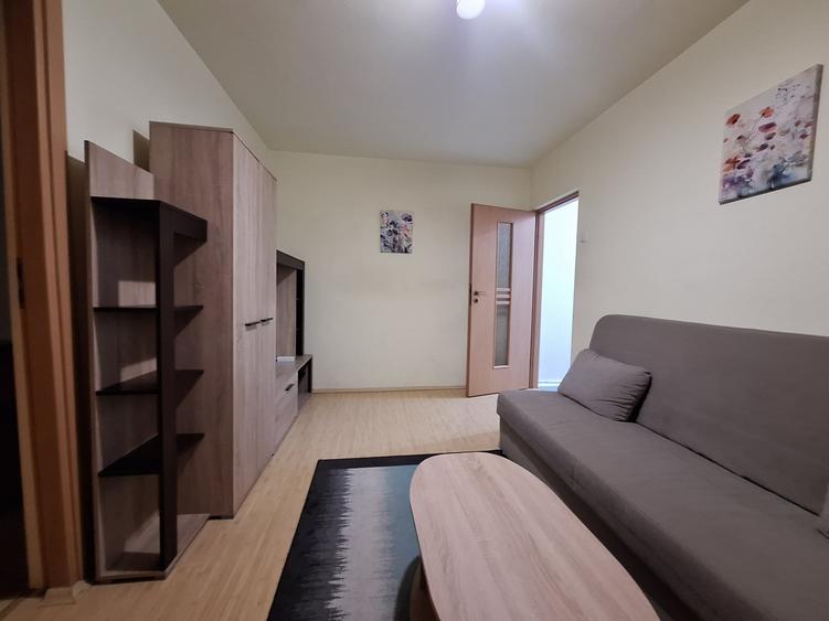 Apartament cu 2 camere nedecomandat, mobilat în Girocului