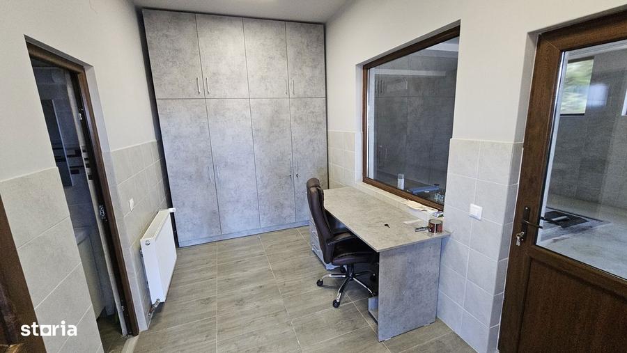 Spațiu comercial, de 200 mp, în Calea Sighisoarei