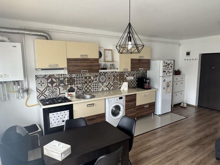 Apartament cu 2 camere în Florești