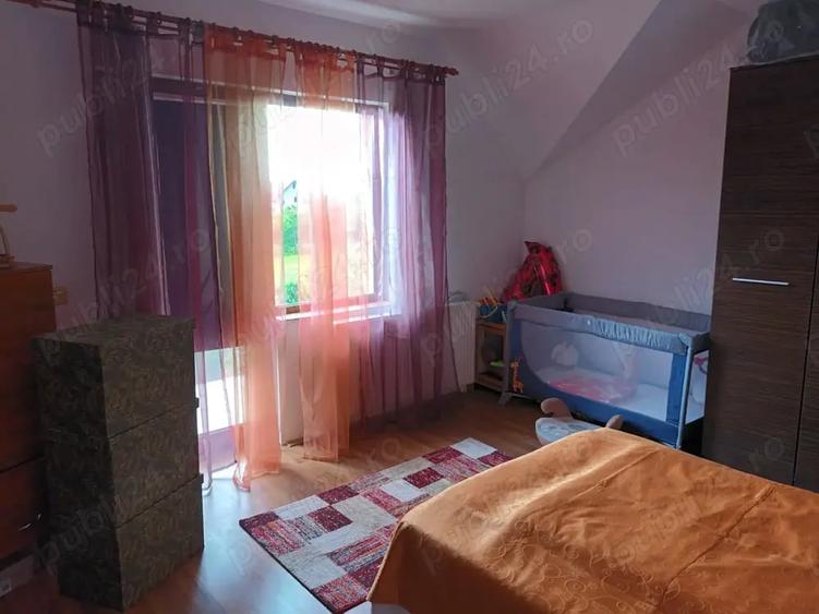 Casă cu 5 camere cu Teren 836 Mp în Sânandrei