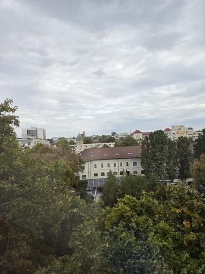 Apartament cu 2 camere în Centru Civic