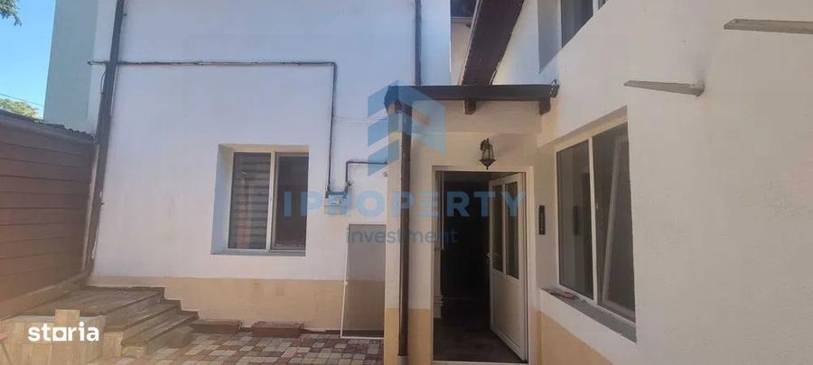 Casă cu 5 camere cu Teren 250 Mp în 1 Mai