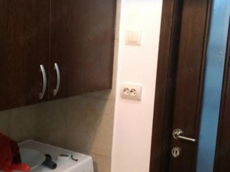 Garsonieră decomandată în Timpuri Noi