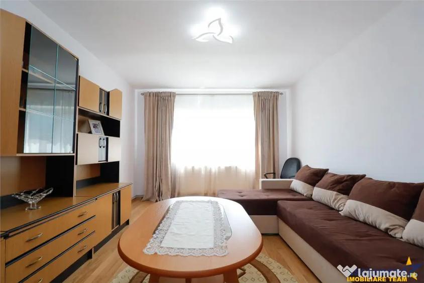 Apartament cu 2 camere decomandat în Zărnești