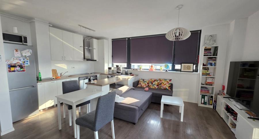 Apartament cu 2 camere decomandat, mobilat în Torontalului