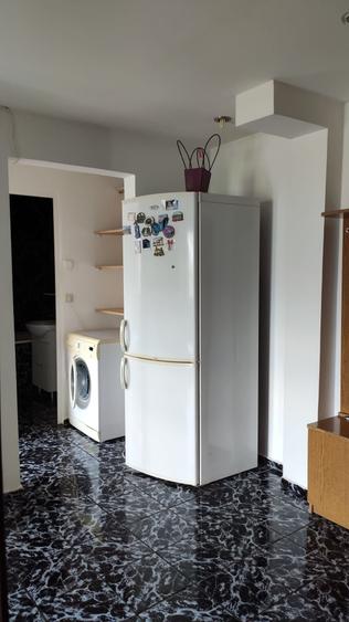 Apartament cu 2 camere decomandat în Vest