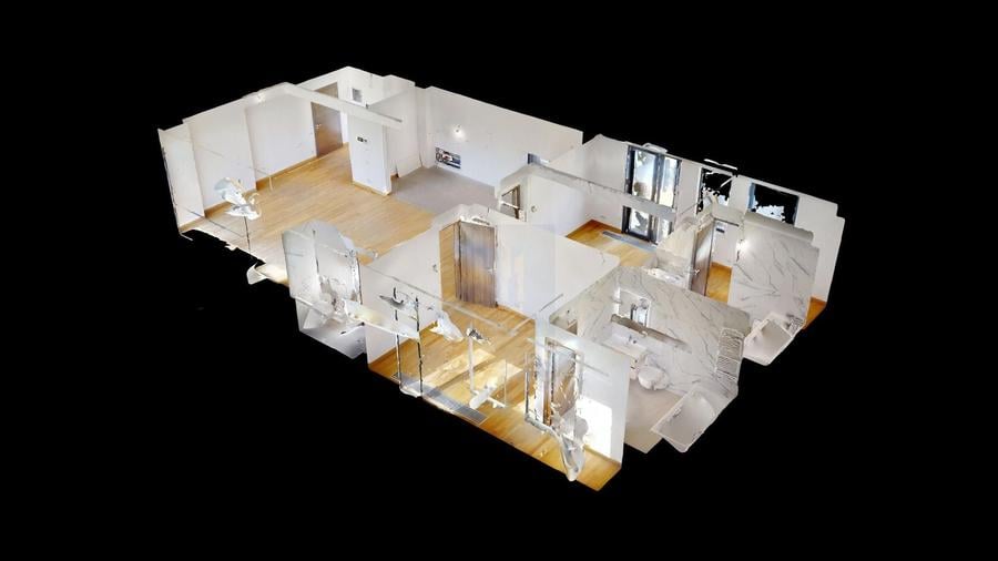 Apartament cu 3 camere semidecomandat în Eminescu
