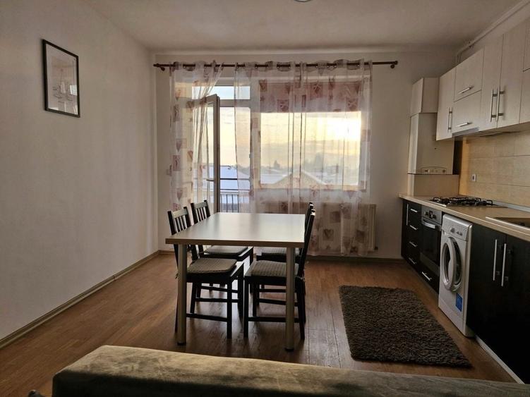 Apartament cu 2 camere decomandat în Exterior Vest