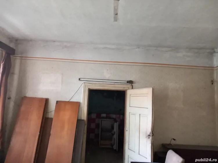 Casă cu 3 camere cu Teren 75 Mp în Central