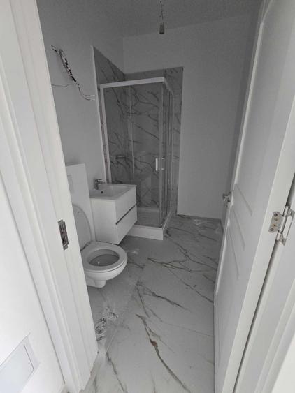 Apartament cu 3 camere decomandat în Lacul Morii