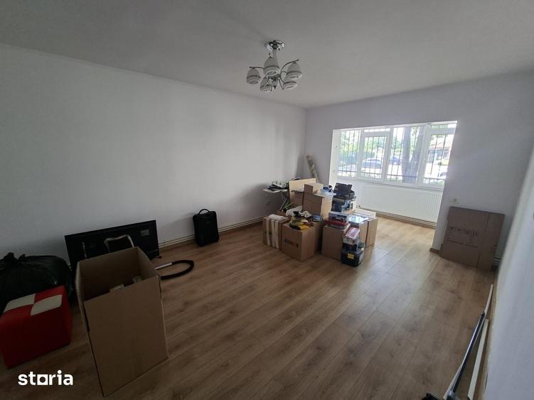 Apartament cu 3 camere decomandat în Viile Noi