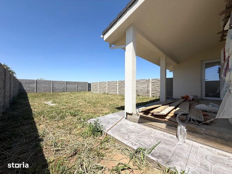 Duplex cu 3 camere, 80 mp utili, 16 mp terasa, 463 mp teren - Sag - 6