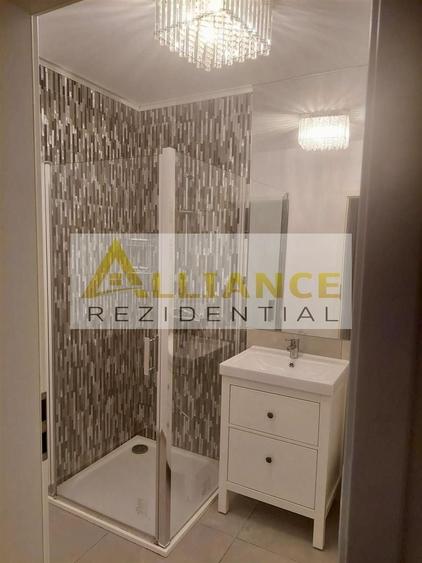Apartament cu 2 camere decomandat, mobilat în Central