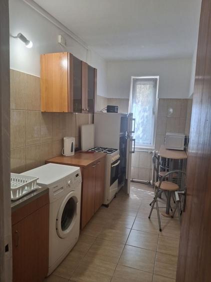 Garsonieră decomandată în Unirii