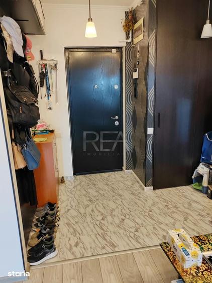 Apartament cu 2 camere semidecomandat în Colentina
