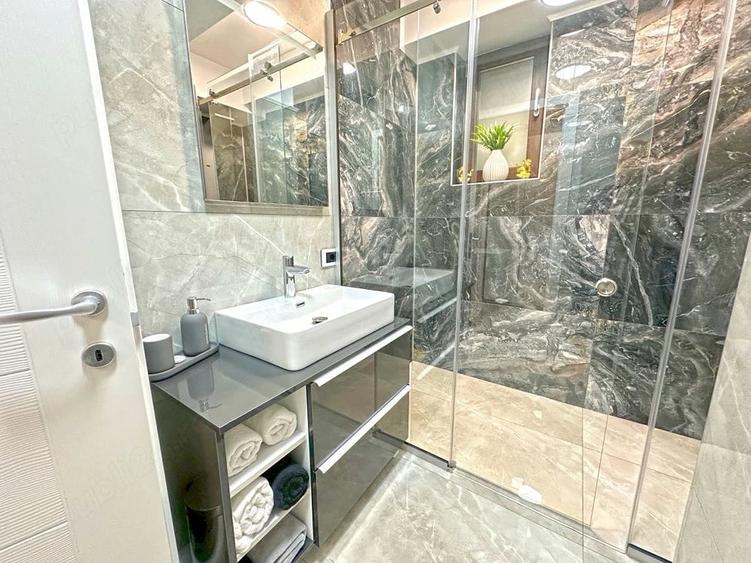 Apartament cu 2 camere decomandat în George Enescu