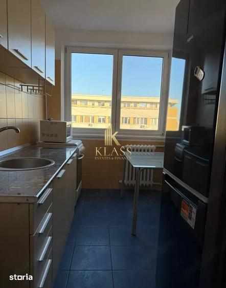 Apartament cu 3 camere decomandat în Iancului