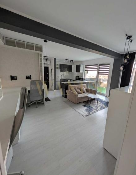 Apartament cu 2 camere semidecomandat, mobilat în Florești