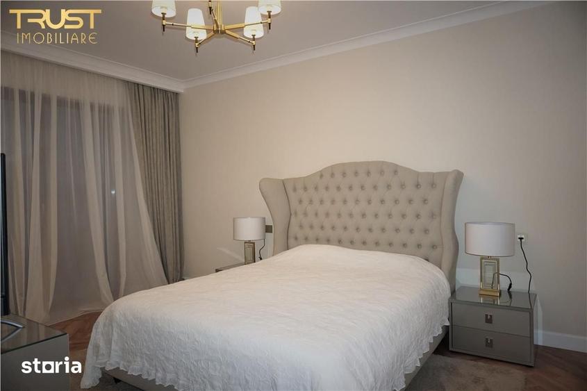 Apartament cu 4 camere decomandat în Central