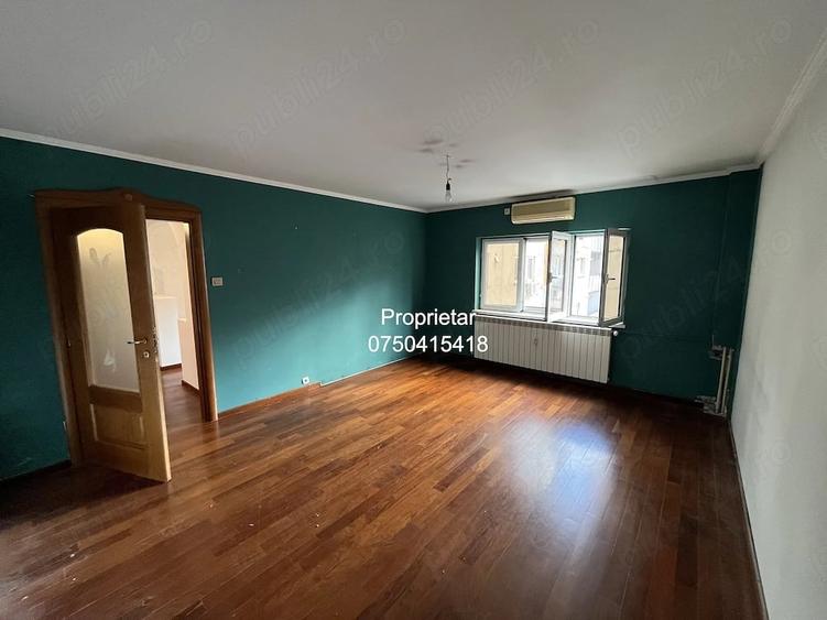 Apartament cu 4 camere decomandat în Vitan