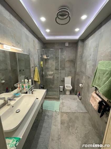 Apartament cu 3 camere decomandat în Crângași