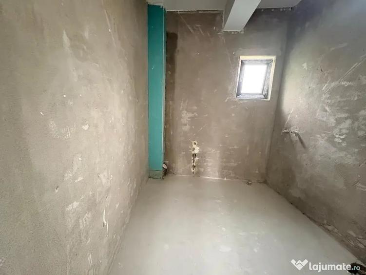 Apartament cu 2 camere semidecomandat în Griviței
