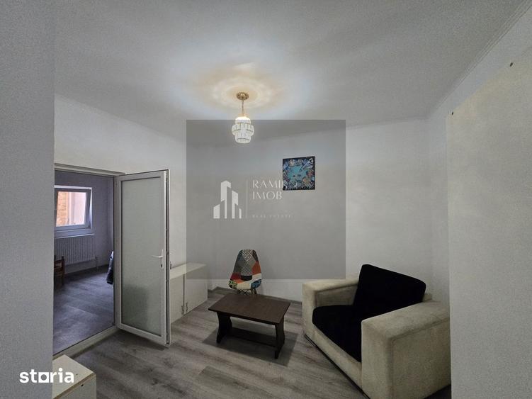 Casă cu 5 camere decomandat cu Teren 230 Mp în Giurgiului