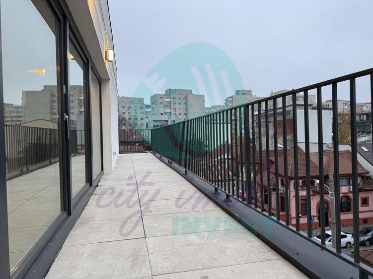 Apartament cu 3 camere decomandat, mobilat în Moșilor
