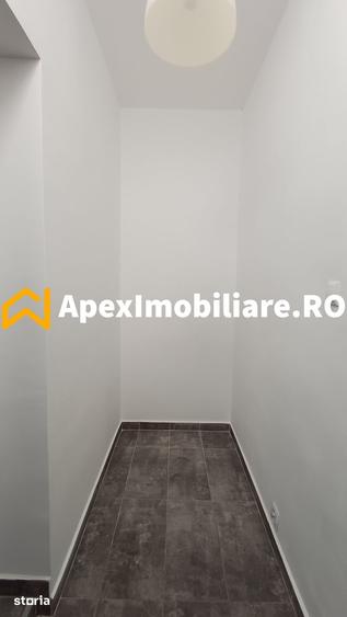 Casă cu 4 camere cu Teren 250 Mp în Domenii