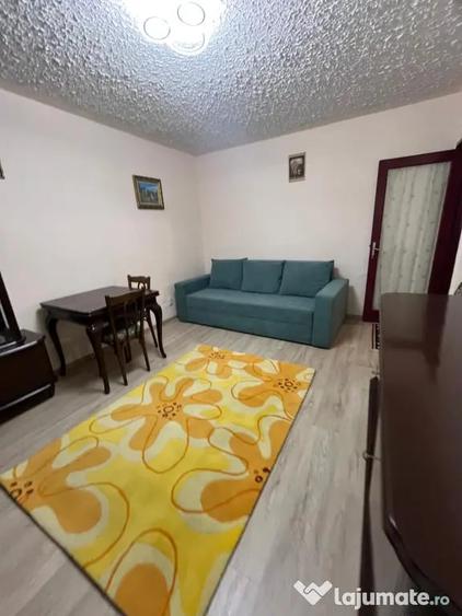 Apartament cu 2 camere decomandat în Progresul
